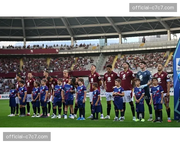 前瞻本周末都灵德比，预计双方将首先立足于防守