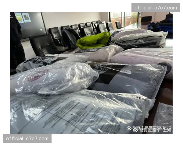 警方通报：成功打击一个制造出售假意甲球票的犯罪团伙